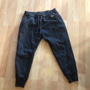 VS pink cropped joggers